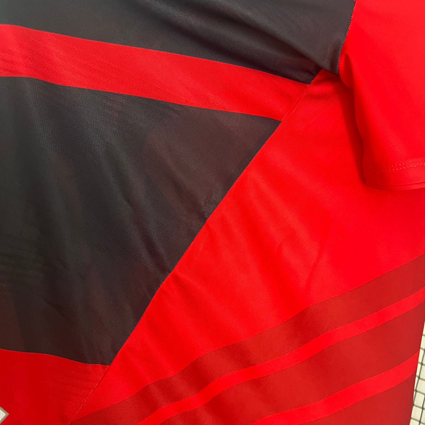 Camisa Athletico Paranaense I 24/25 - Umbro - Vermelho e Preto