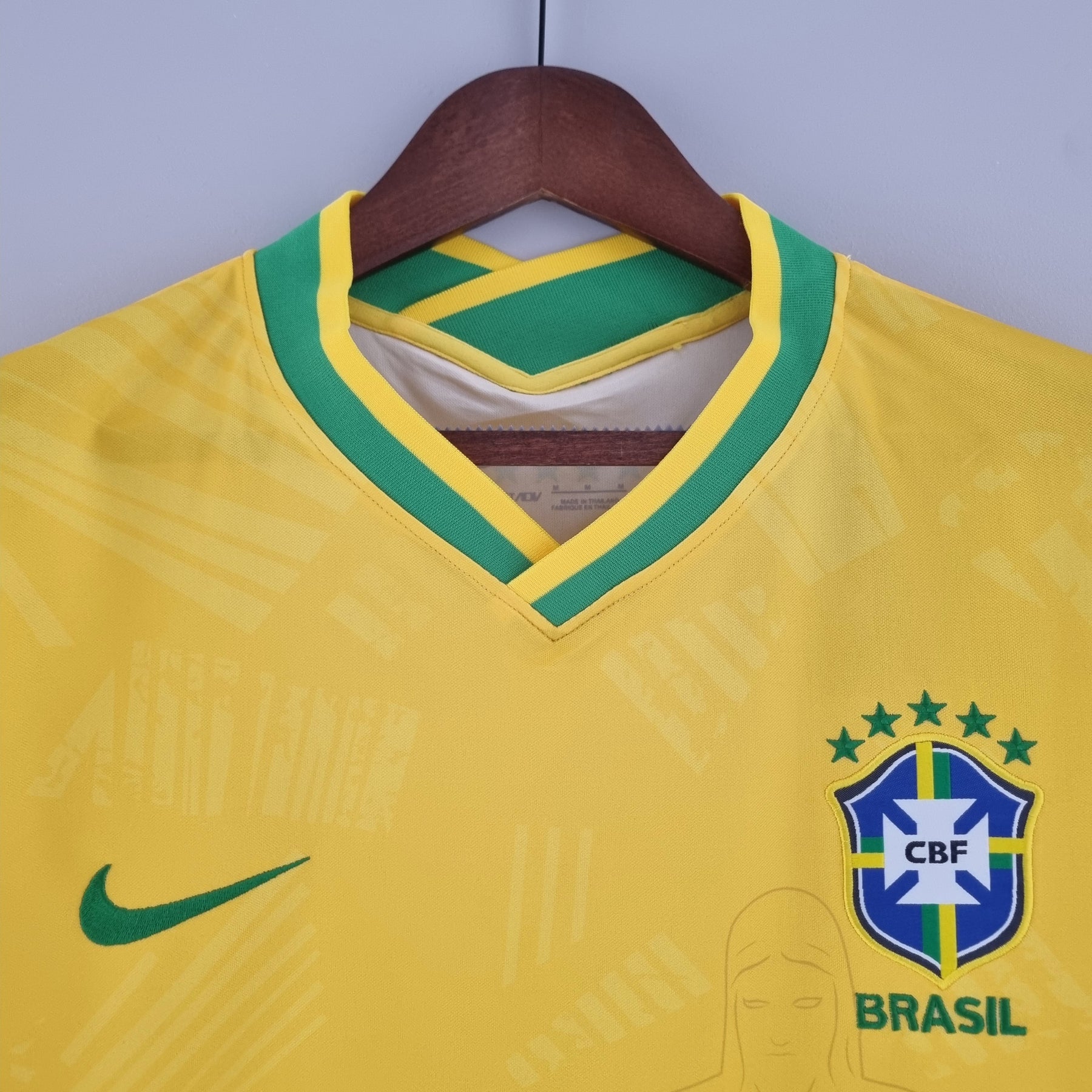 Camisa Seleção Brasil 2022 Nike - Amarela - Conceito Rio