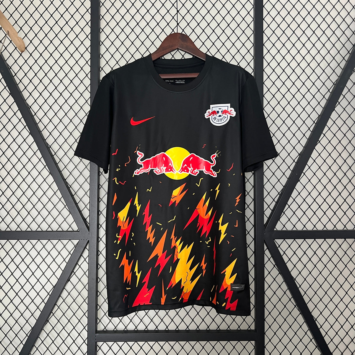 Camisa RB Leipzig Edição Especial Black 24/25 - Preta