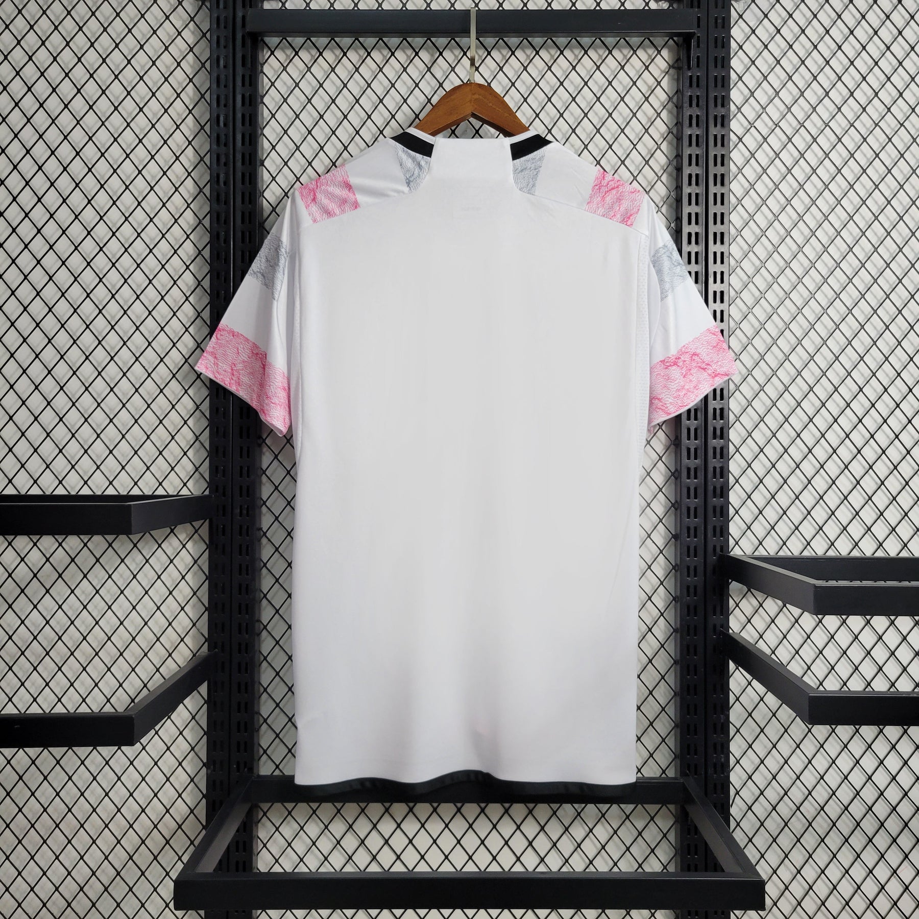 Camisa Juventus II 23/24 Adidas - Rosa com Branco