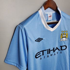 Camisa Manchester City Retrô 2011/2012 Azul - Umbro