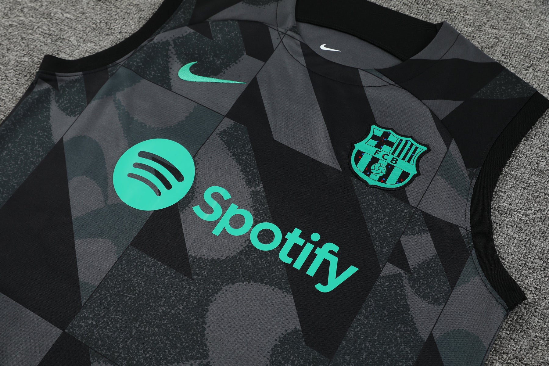 Kit Treino Barcelona 23/24 Nike